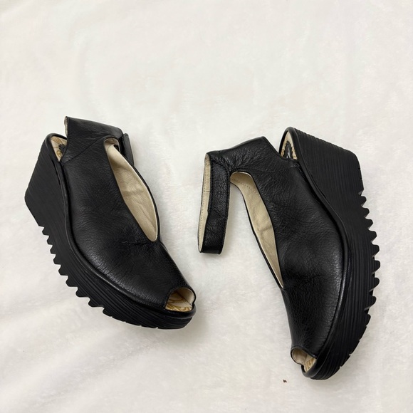 FLY London Black Leather Yaya Peep Toe Wedge Sandal Women's Size 37 - Picture 3 of 9